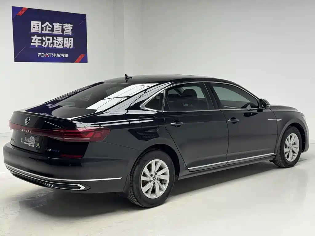 Volkswagen Passat PHEV — миниатюра 4