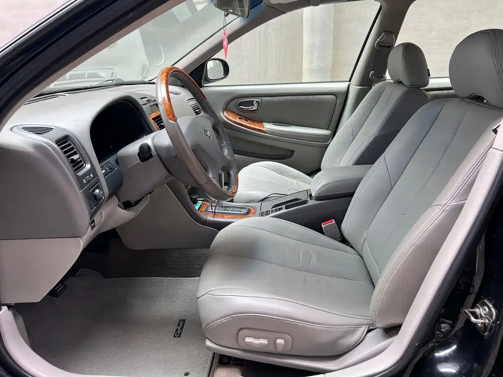 Nissan Fengdu — миниатюра 5