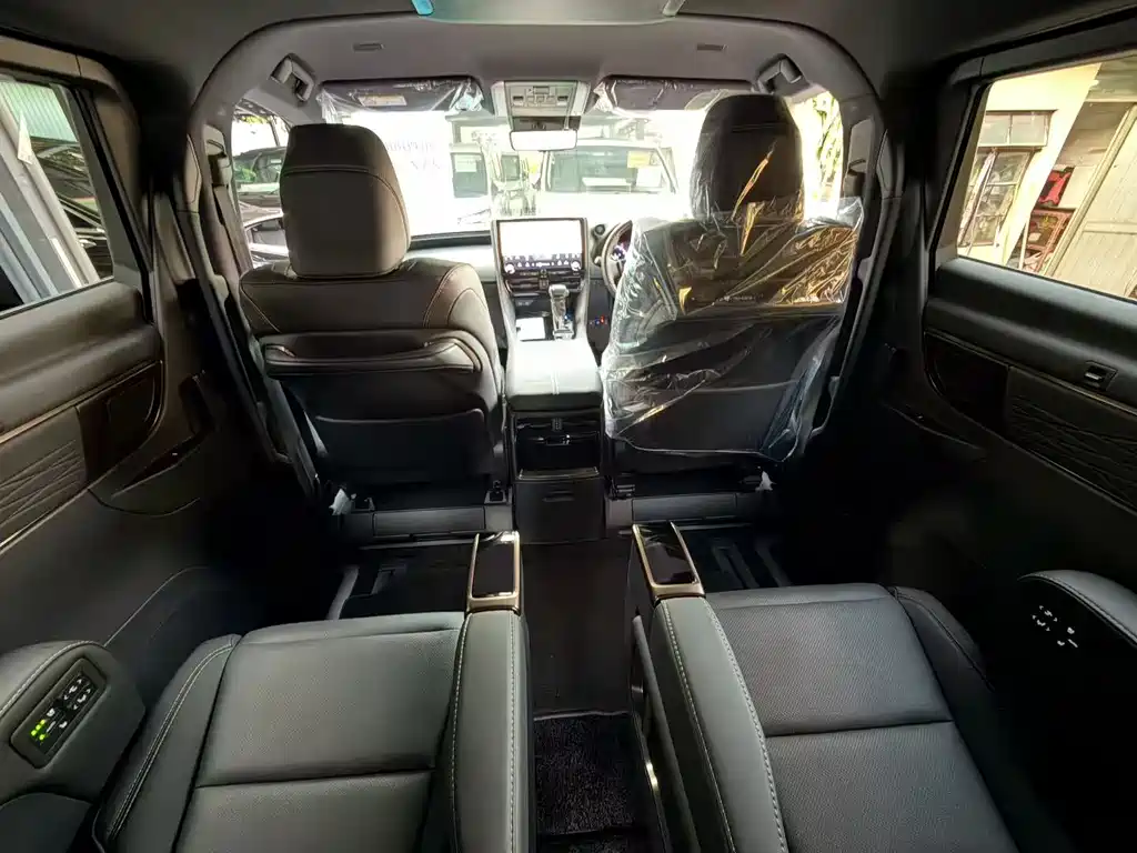 Toyota Alphard 2023 2.5L Premium
