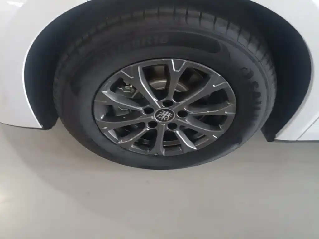 BYD Qin L — миниатюра 23