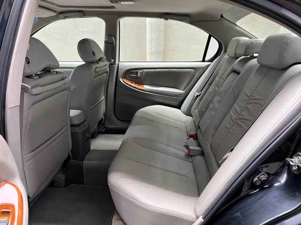 Nissan Fengdu — миниатюра 6