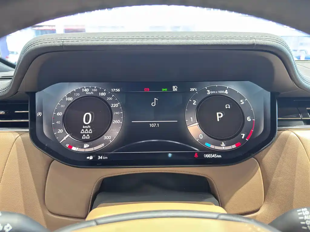Land Rover Range Rover — миниатюра 7