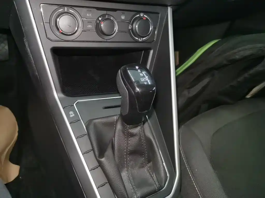 Volkswagen Polo — миниатюра 14