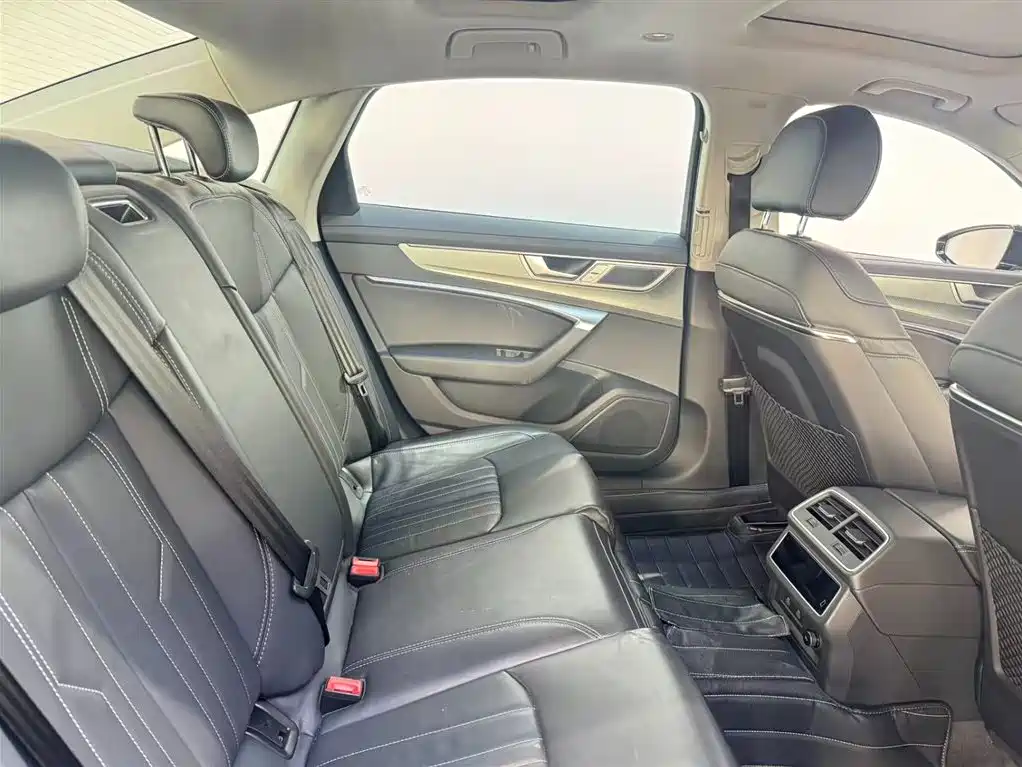 Audi A6L 2023 45 TFSI