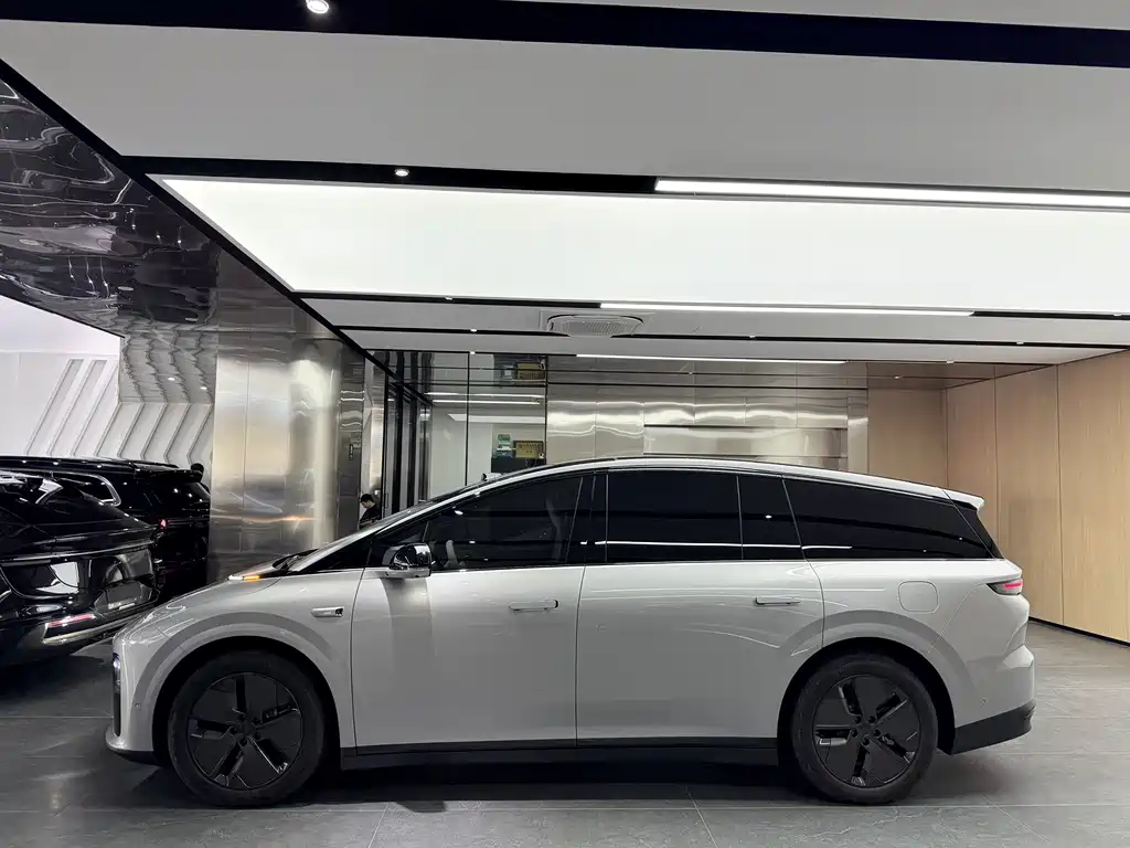 Li Auto Li i8 — миниатюра 14