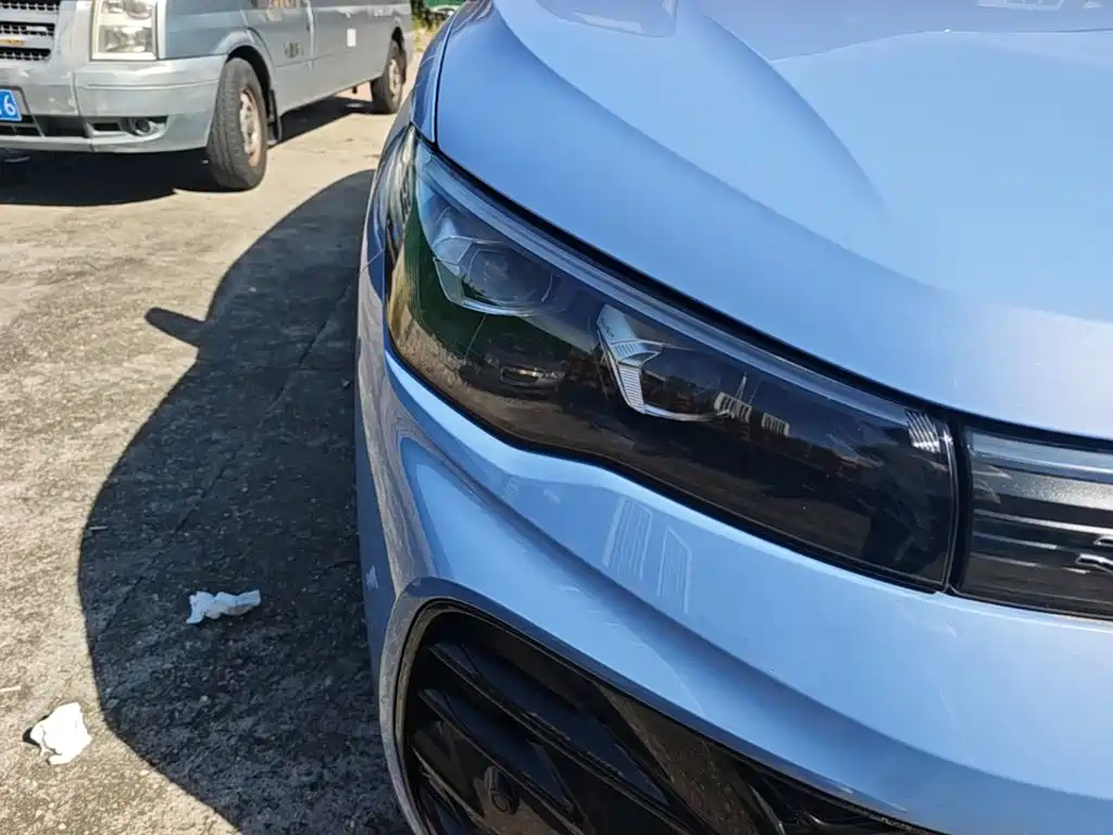 Volkswagen Tiguan L — миниатюра 11