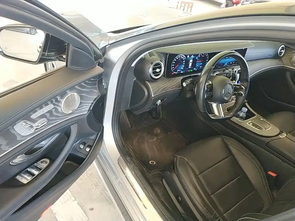 Mercedes-Benz E-Class New Energy — миниатюра 16