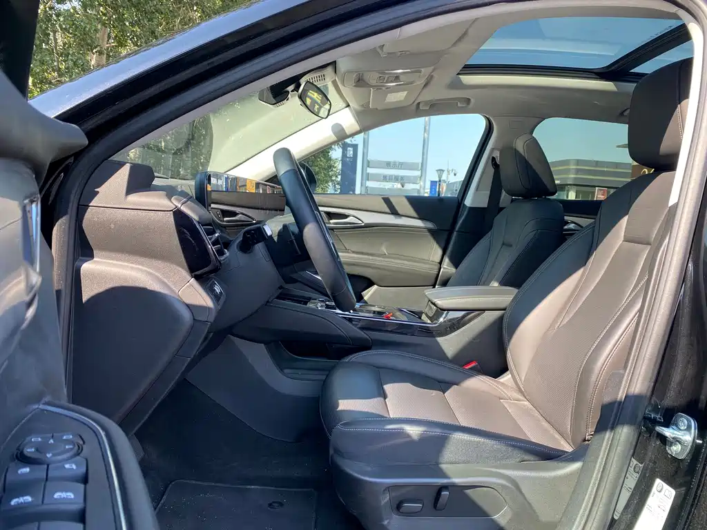 Buick Envision S — миниатюра 8