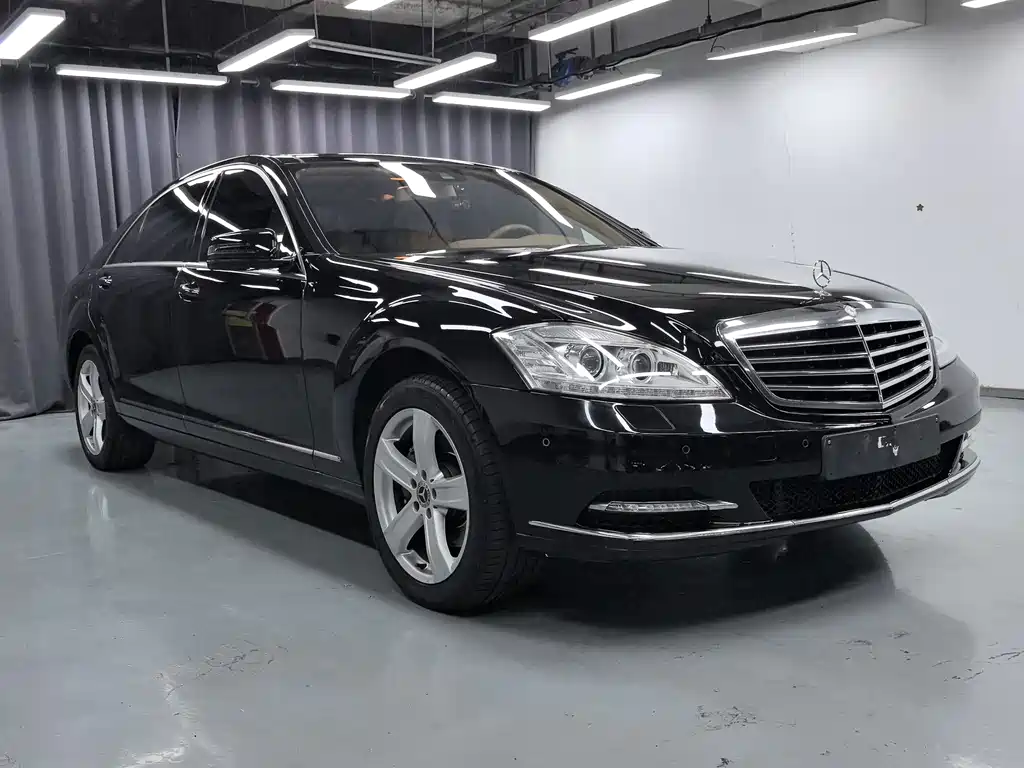 Mercedes-Benz S-Class — миниатюра 3