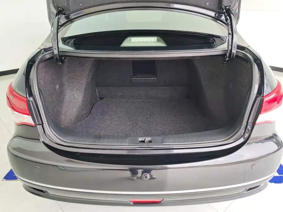 Nissan Sylphy — миниатюра 4