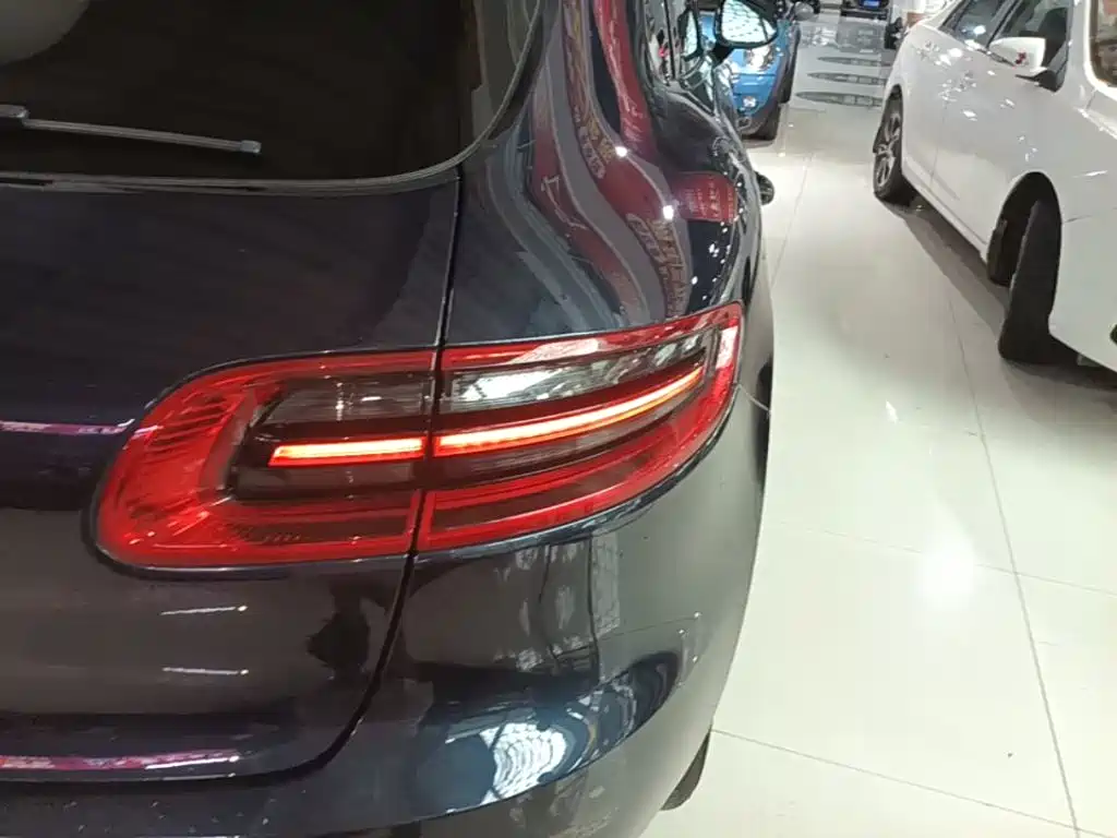 Porsche Macan — миниатюра 24