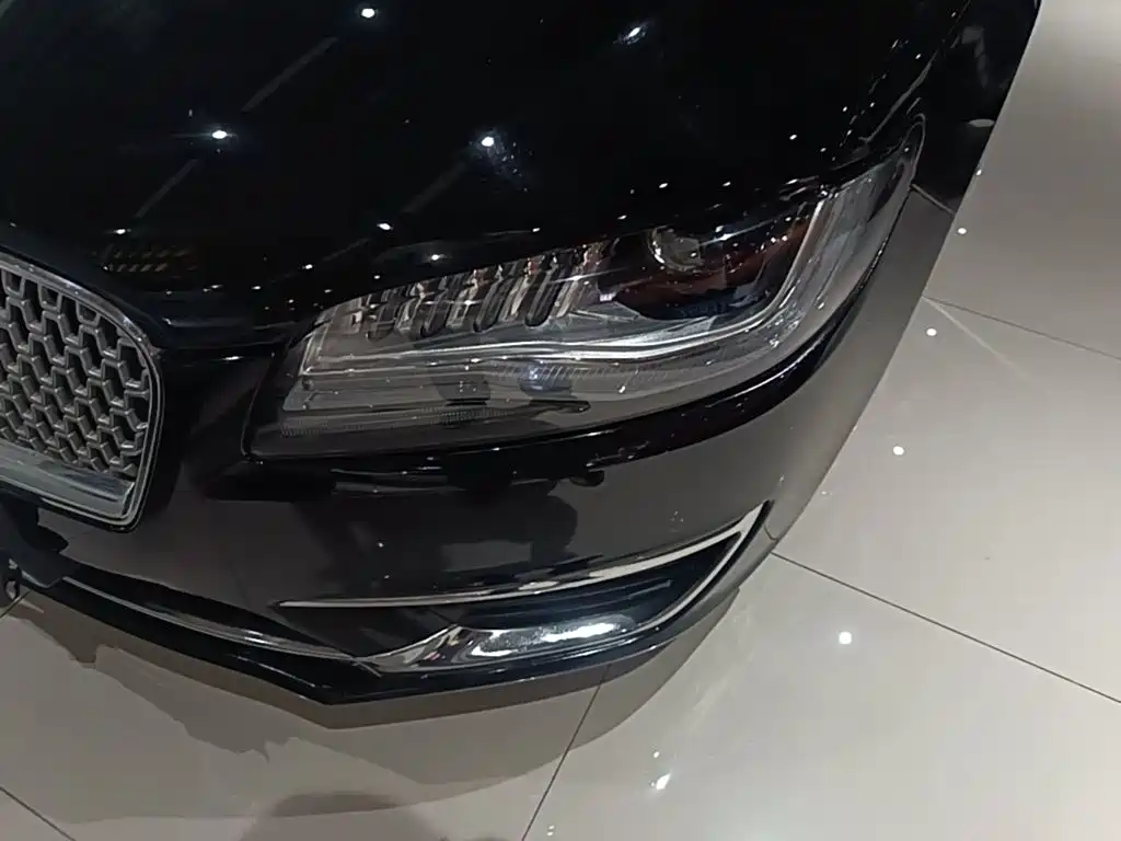 Lincoln MKZ — миниатюра 24
