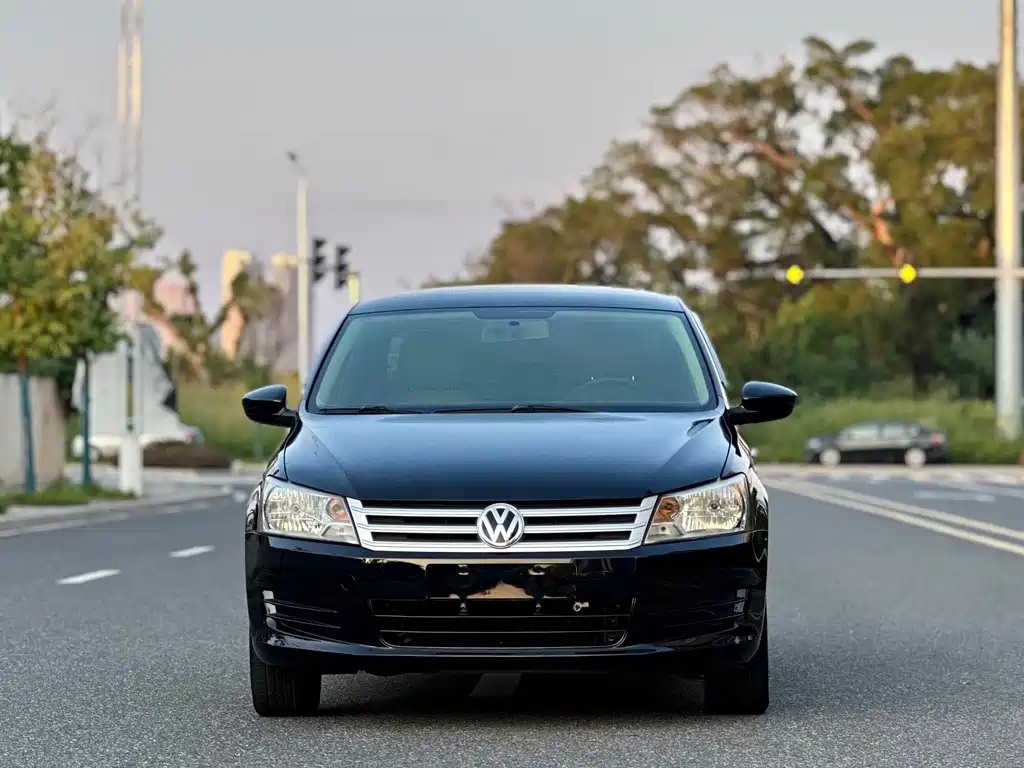 Volkswagen Santana — миниатюра 2