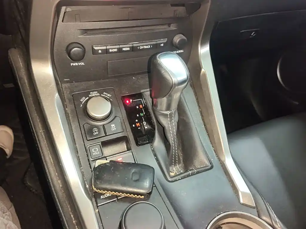 Lexus NX — миниатюра 14