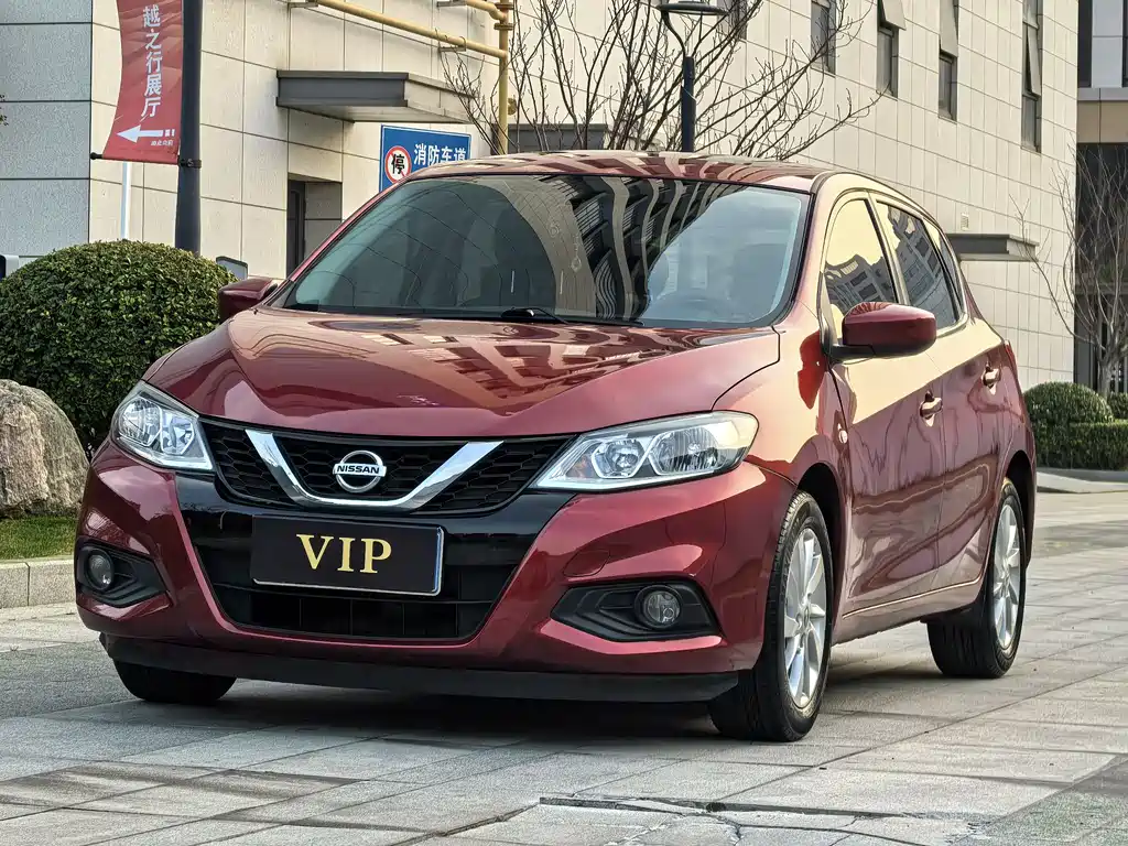 Nissan Tiida 2016