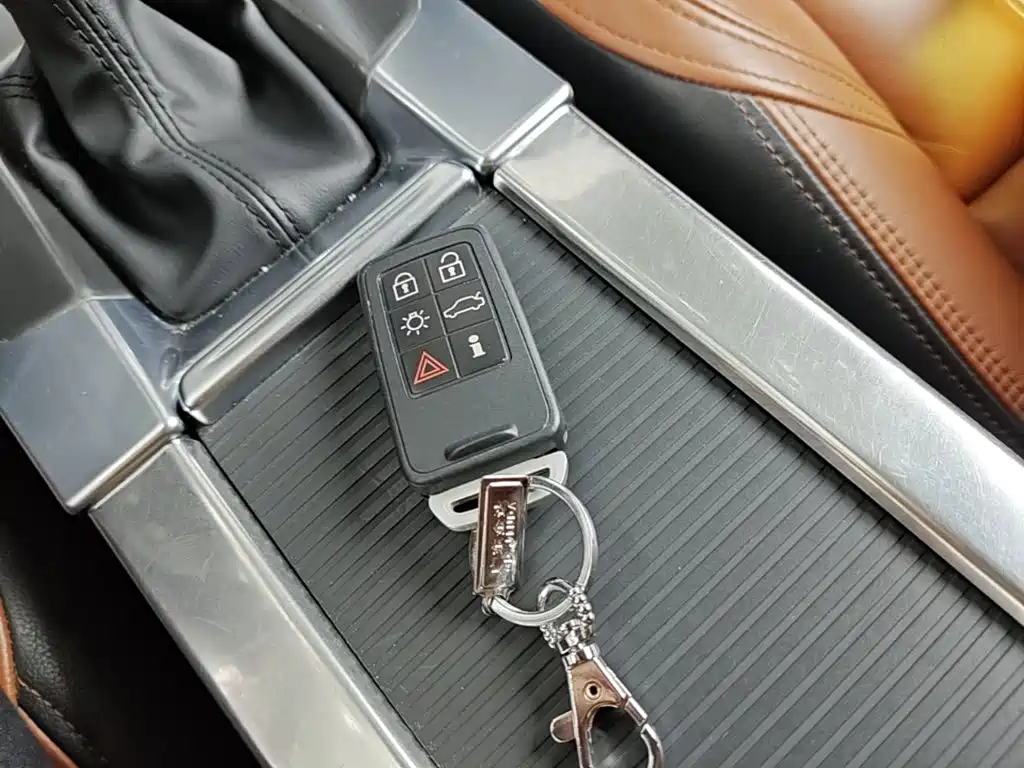 Volvo S60 — миниатюра 9
