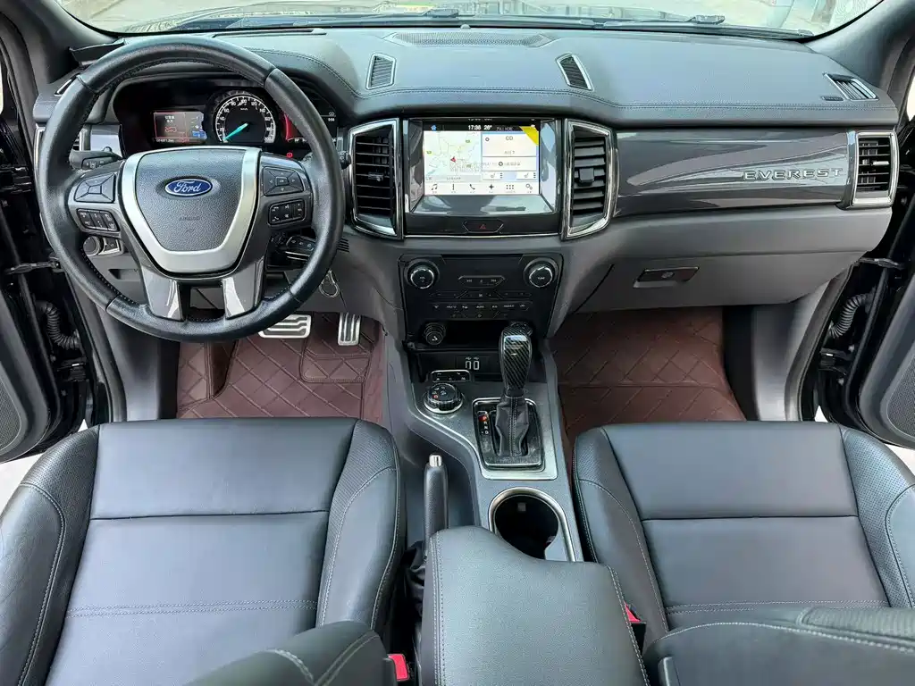 Ford Everest — миниатюра 7