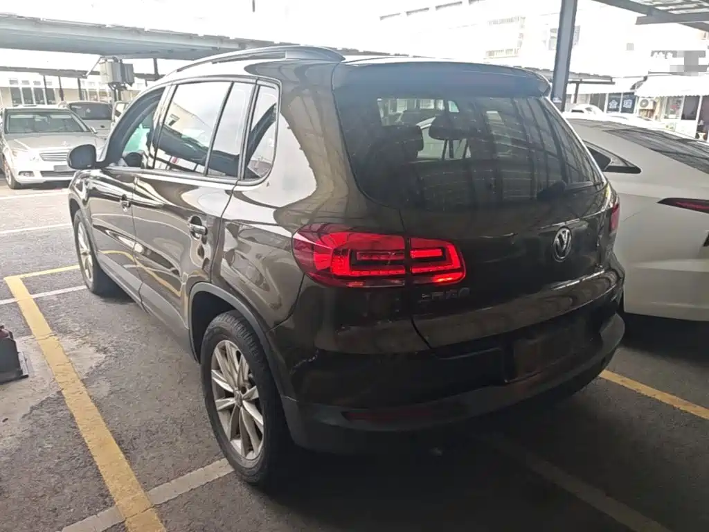 Volkswagen Tiguan — миниатюра 5