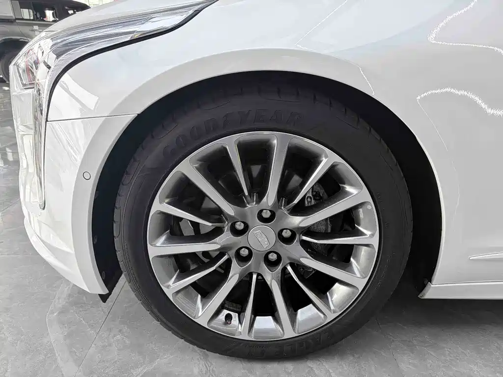 Cadillac CT6 — миниатюра 5