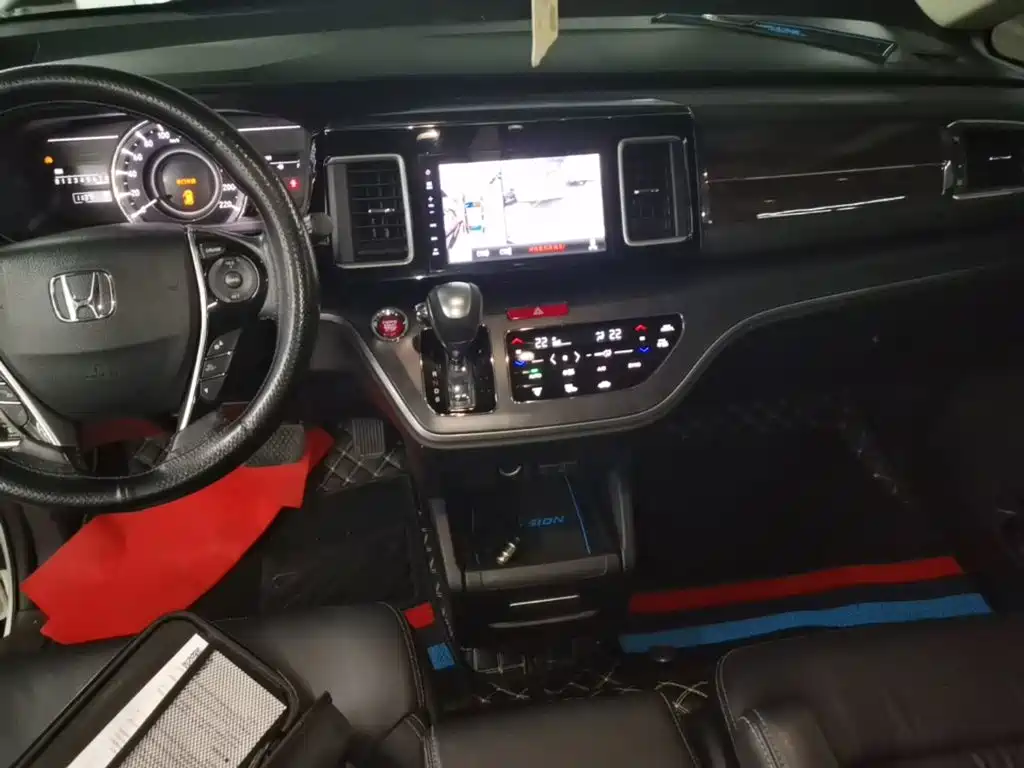 Honda Elysion — миниатюра 14