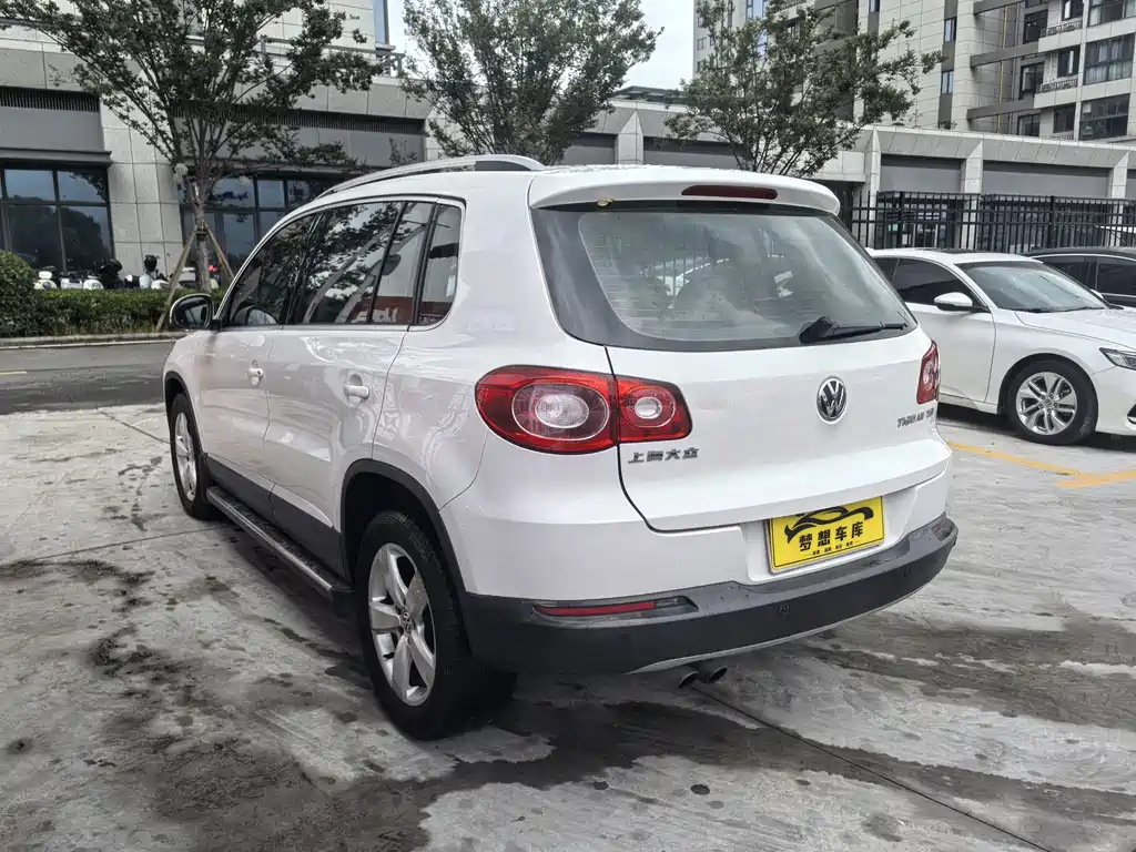 Volkswagen Tiguan — миниатюра 4