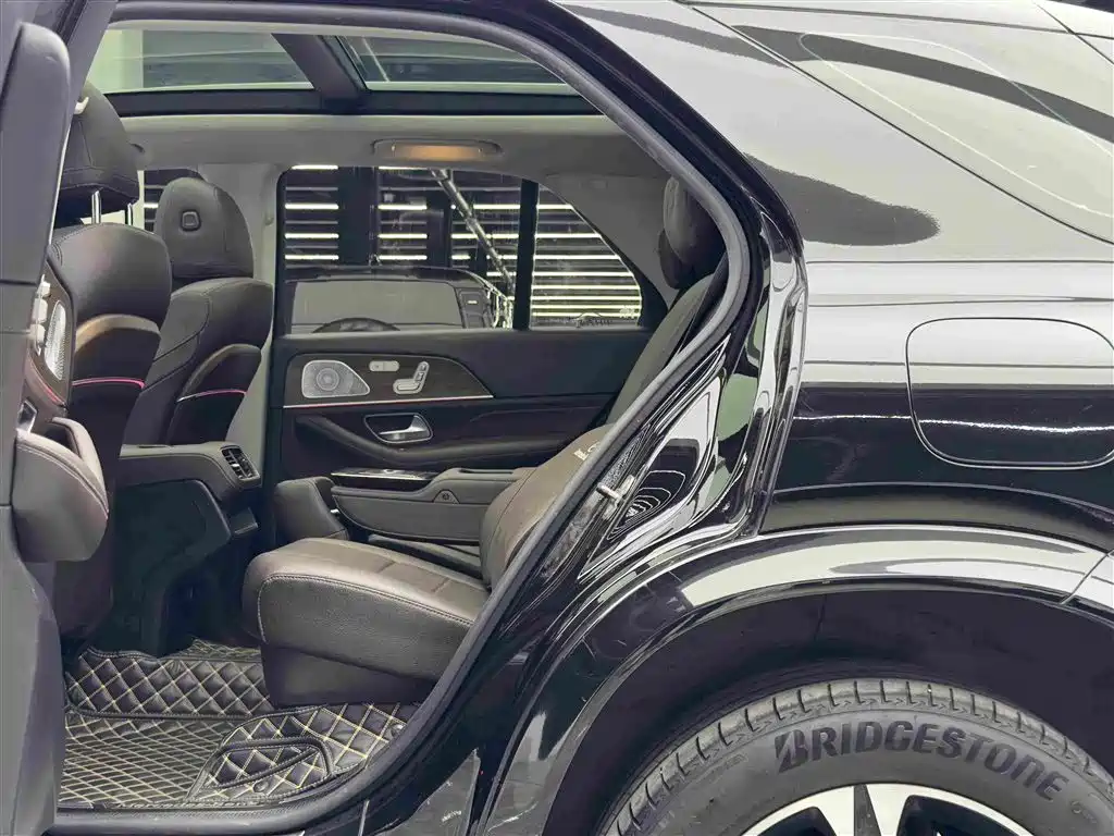 Mercedes-Benz GLE New Energy — миниатюра 9