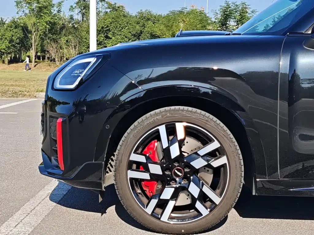 MINI Mini JCW Countryman — миниатюра 5