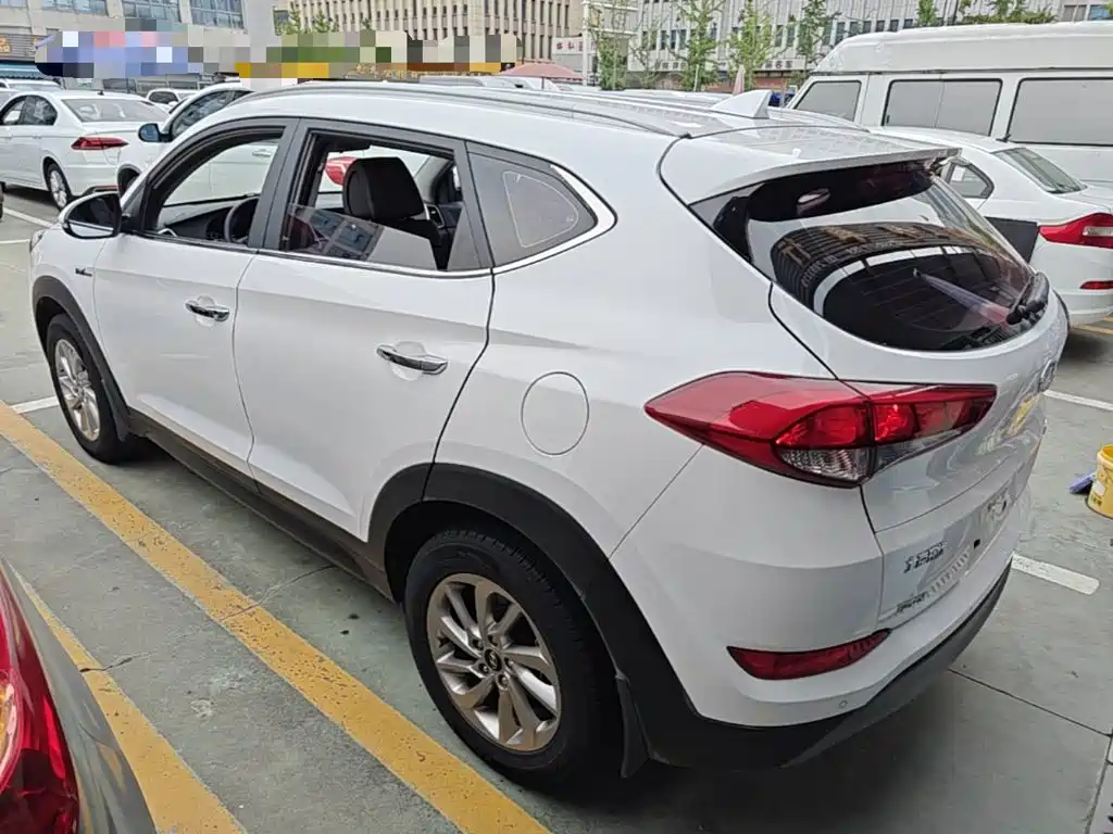 Hyundai Tucson — миниатюра 5