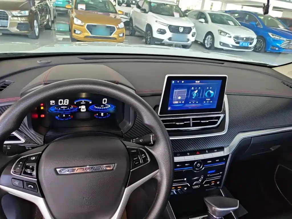 Venucia T60 — миниатюра 10