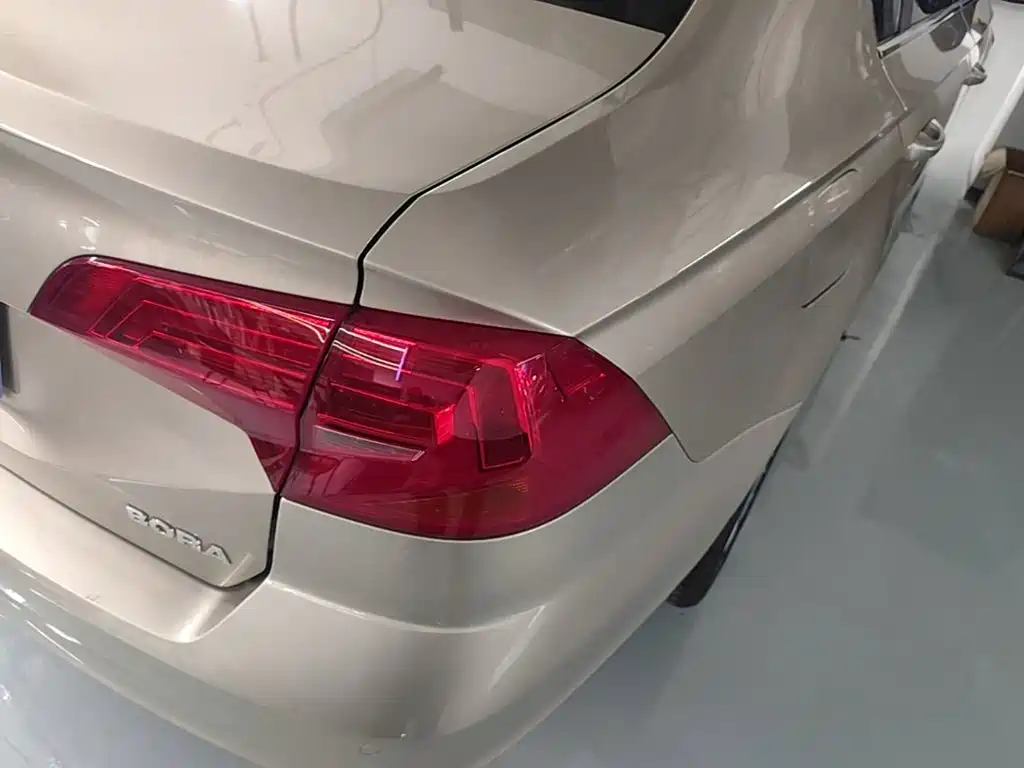 Volkswagen Bora — миниатюра 24