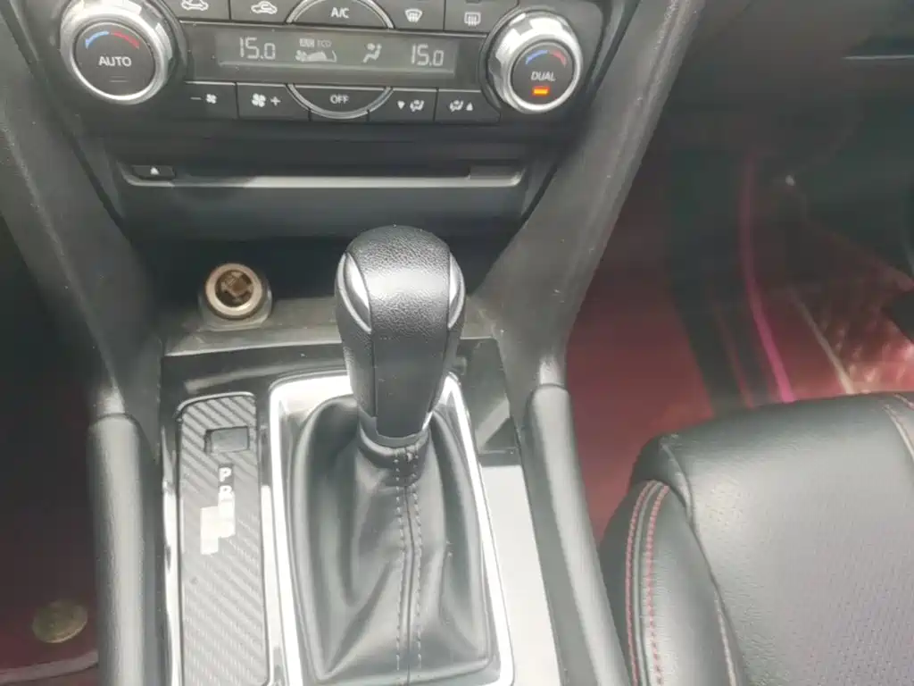 Mazda 3 Axela — миниатюра 14