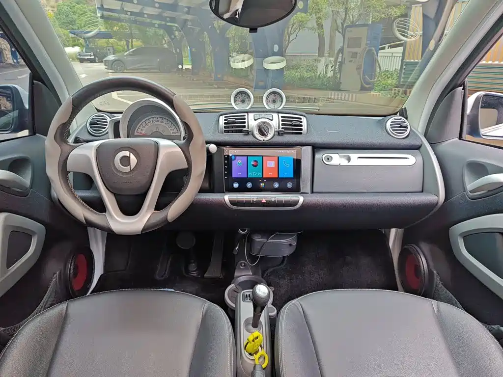smart Smart Fortwo — миниатюра 9
