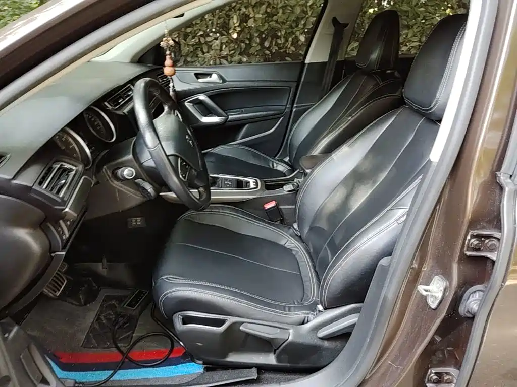 Peugeot 408 — миниатюра 15