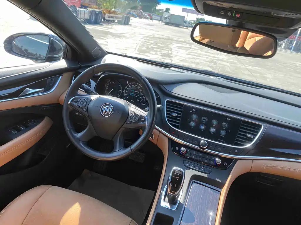 Buick LaCrosse — миниатюра 9