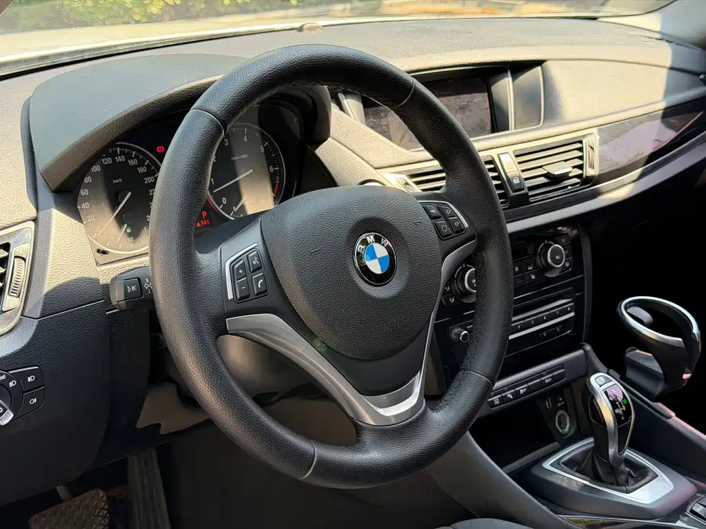 BMW X1 — миниатюра 7