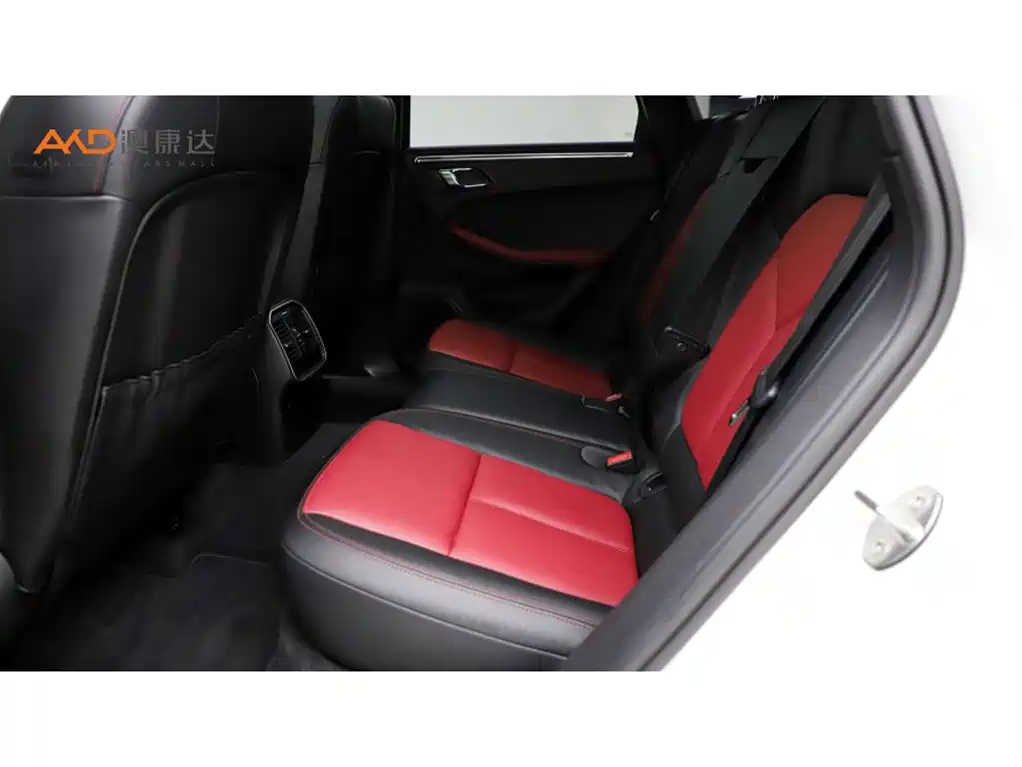 Porsche Macan — миниатюра 7