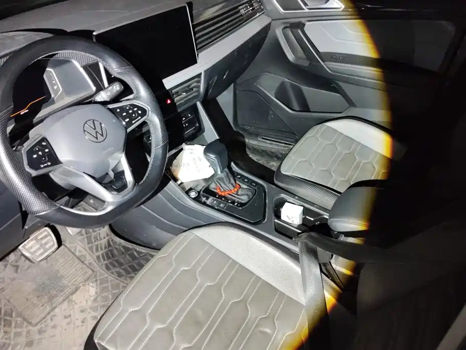 Volkswagen Tiguan X — миниатюра 12