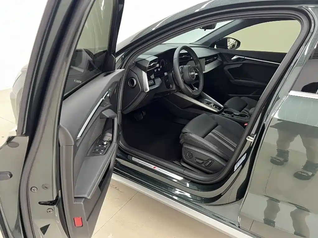 Audi A3 — миниатюра 10