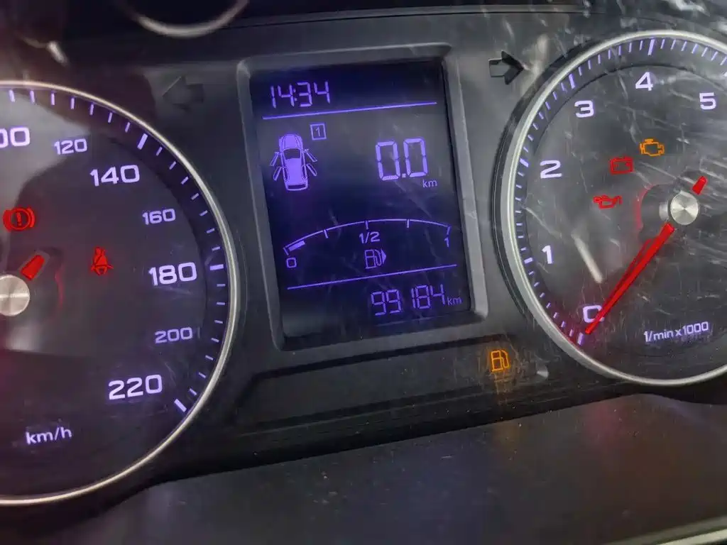 Roewe RX3 — миниатюра 8