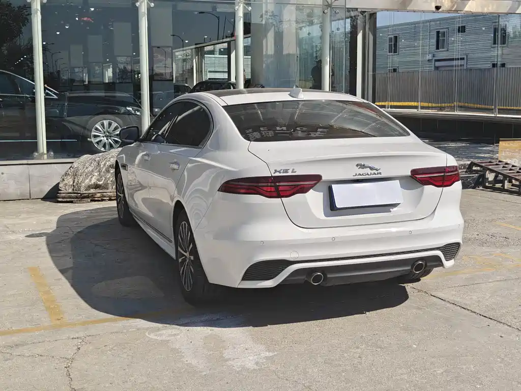 Jaguar XEL — миниатюра 14