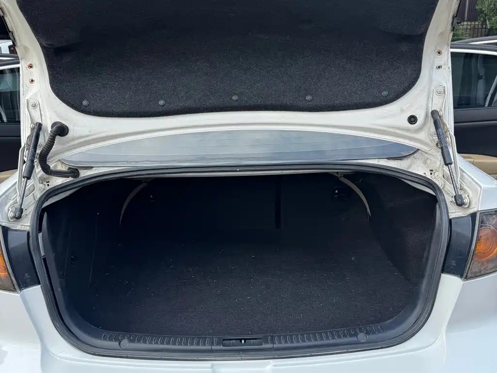 Mazda 3 — миниатюра 11