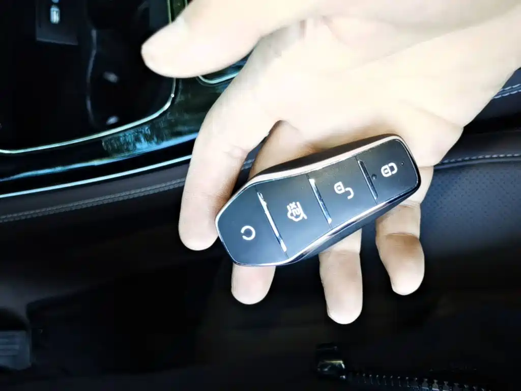 BYD Han — миниатюра 9