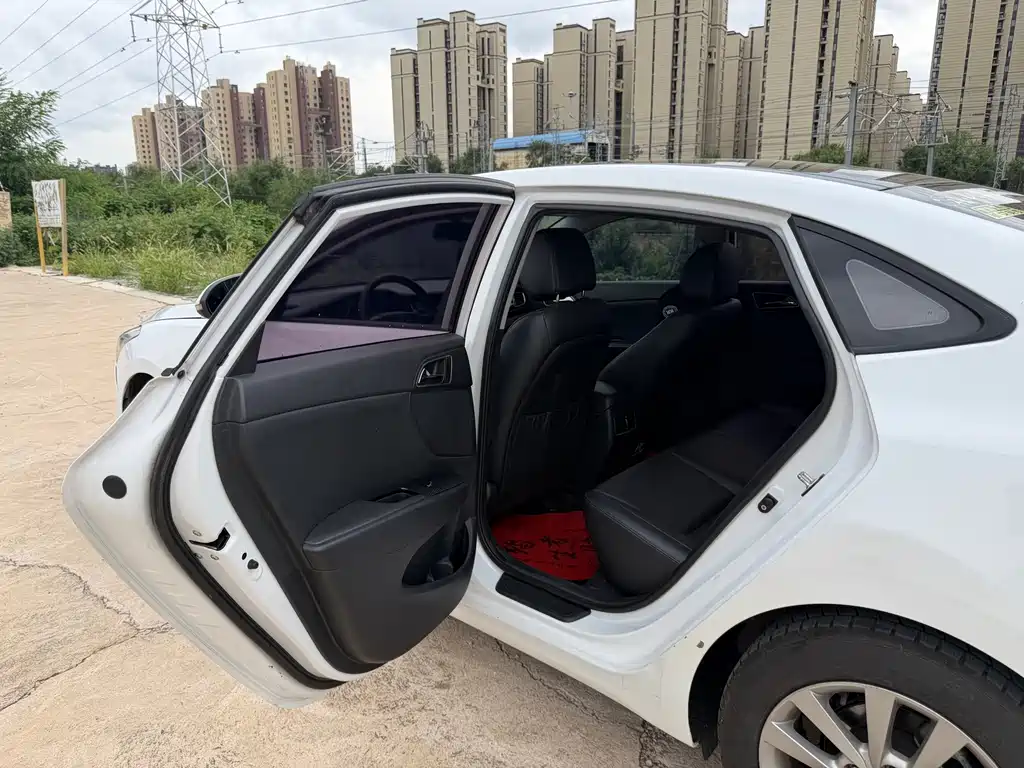 Hyundai Mistra — миниатюра 6