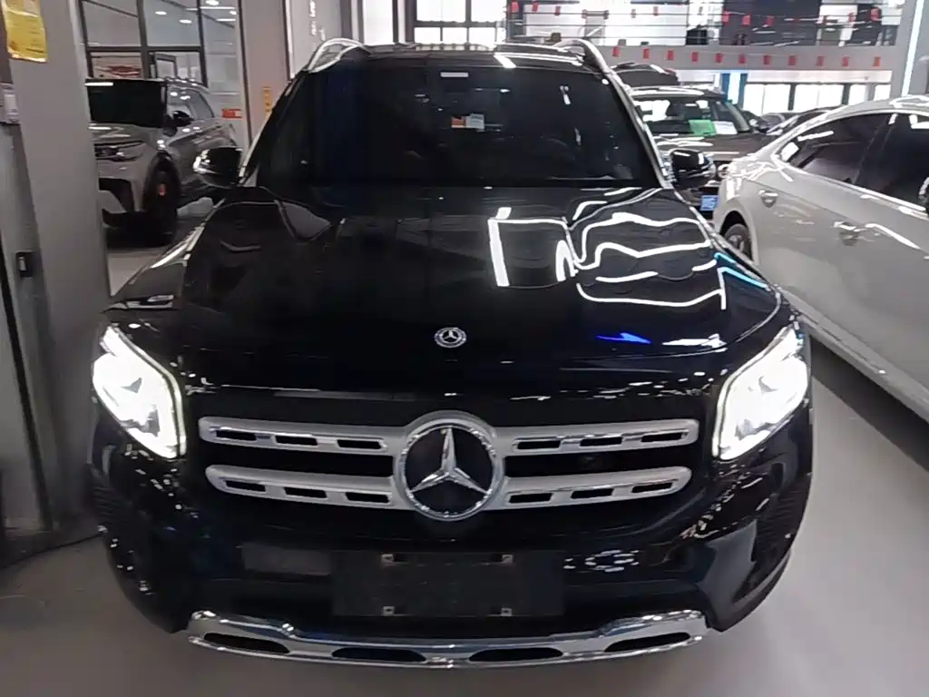 Mercedes-Benz GLB — миниатюра 3
