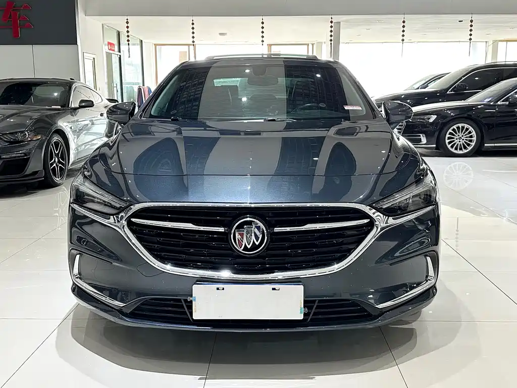 Buick LaCrosse — миниатюра 2