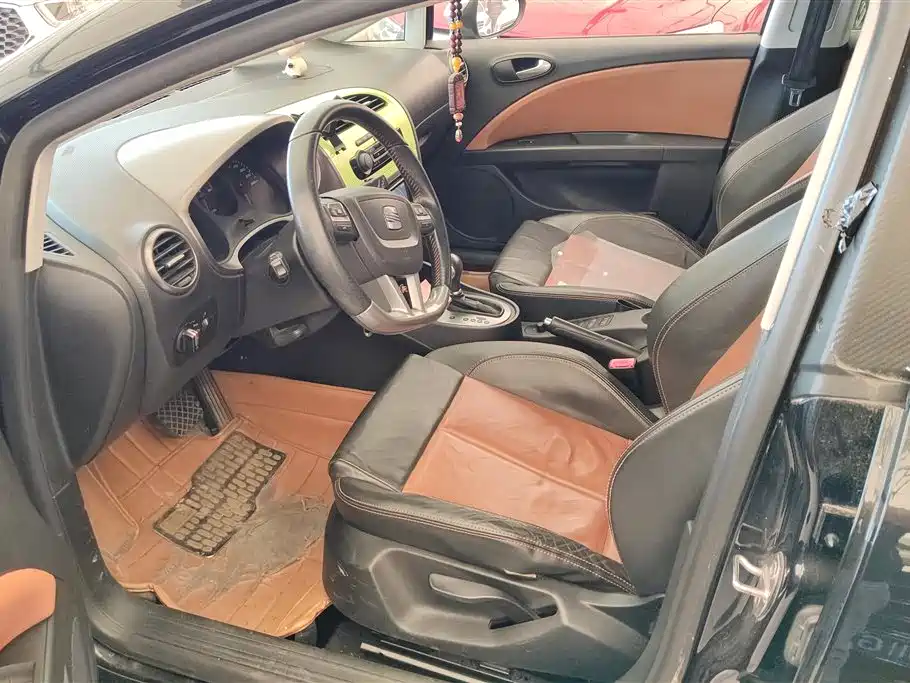 SEAT Leon — миниатюра 9
