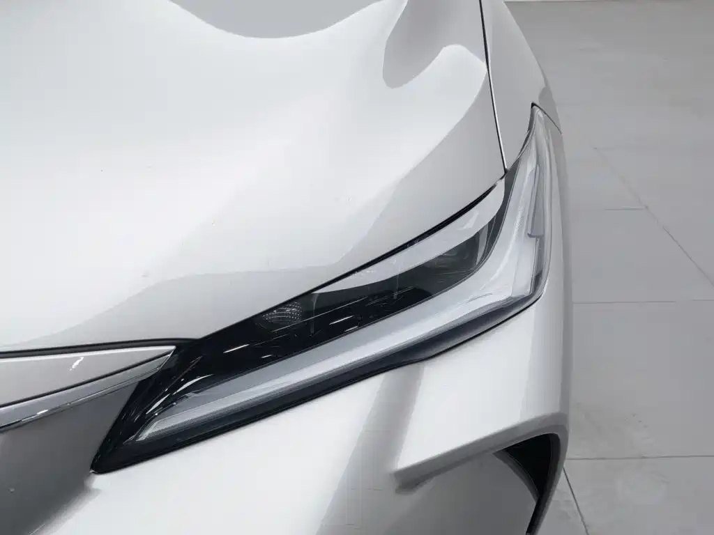 Toyota Avalon — миниатюра 7