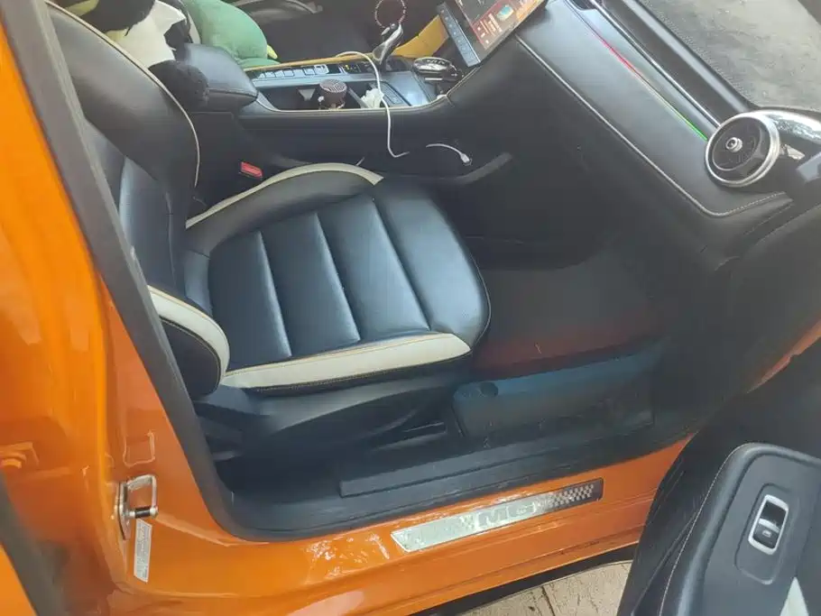 MG MG6 — миниатюра 8