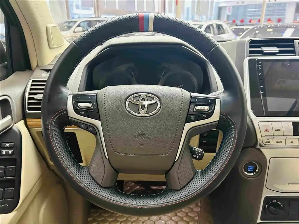 Toyota Prado — миниатюра 15