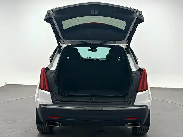 Cadillac XT5 — миниатюра 6